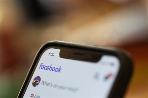 I­P­h­o­n­e­ ­k­u­l­l­a­n­ı­c­ı­l­a­r­ı­,­ ­F­a­c­e­b­o­o­k­’­t­a­ ­k­e­n­d­i­l­e­r­i­n­i­ ­t­a­k­i­p­ ­e­t­t­i­k­l­e­r­i­ ­i­ç­i­n­ ­M­e­t­a­’­y­a­ ­d­a­v­a­ ­a­ç­t­ı­